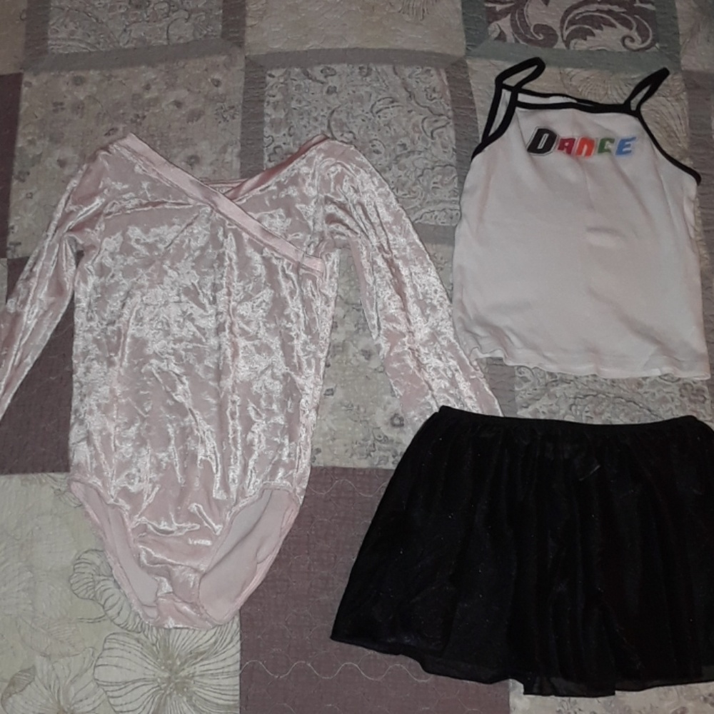 Girls Lg long sleeve leotard, skirt, & "Dance"tank